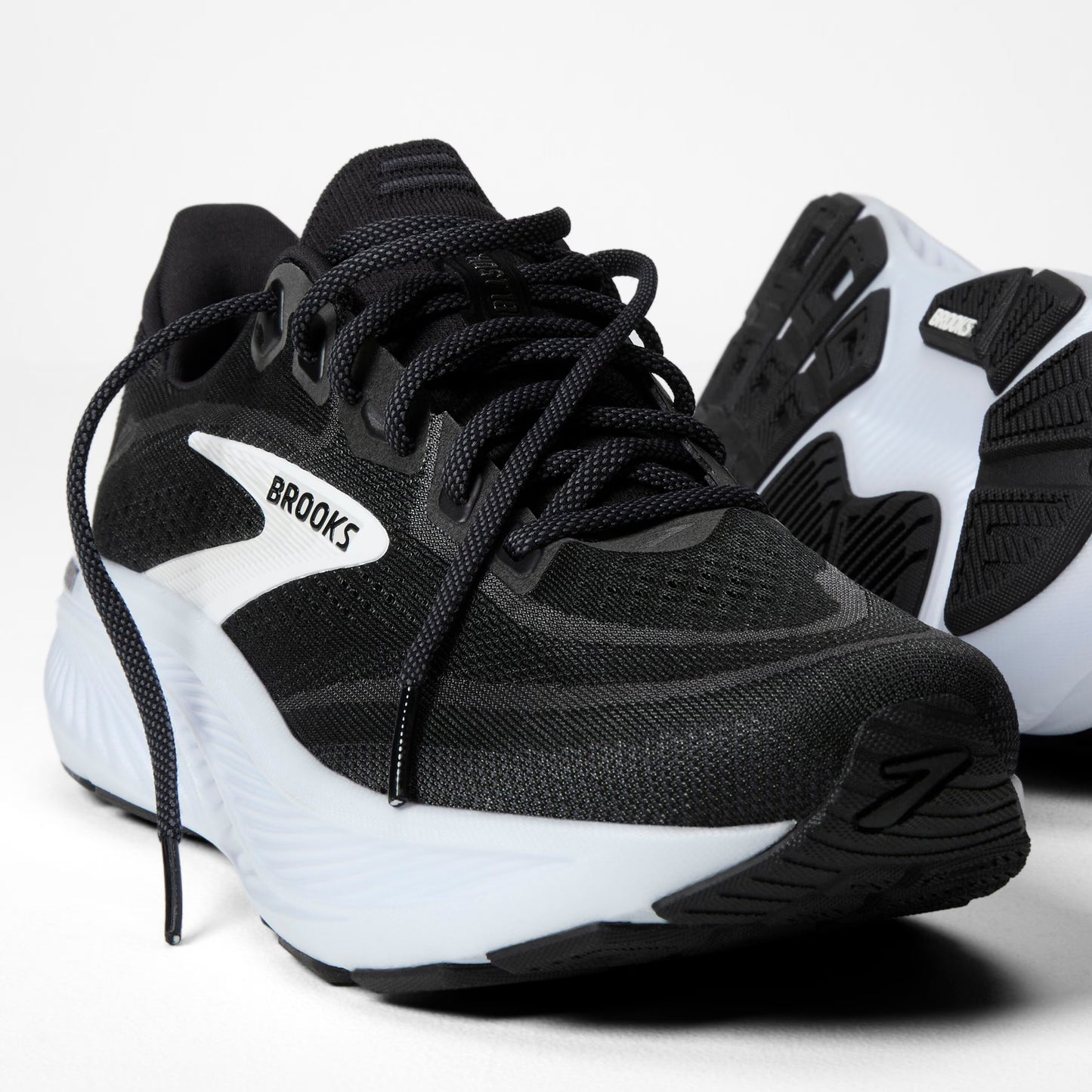 Brooks Womens Ghost 18
